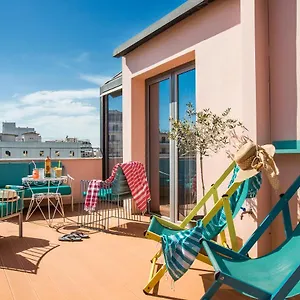 The Caravan , Salonic Grecia