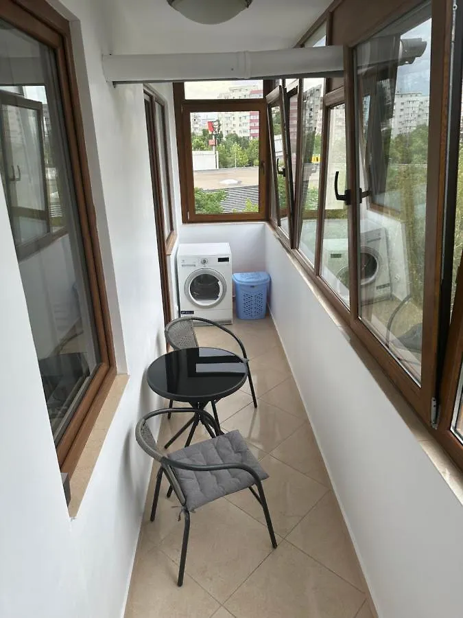 Apartament In Cartierul Verde ! Apartment Bucharest